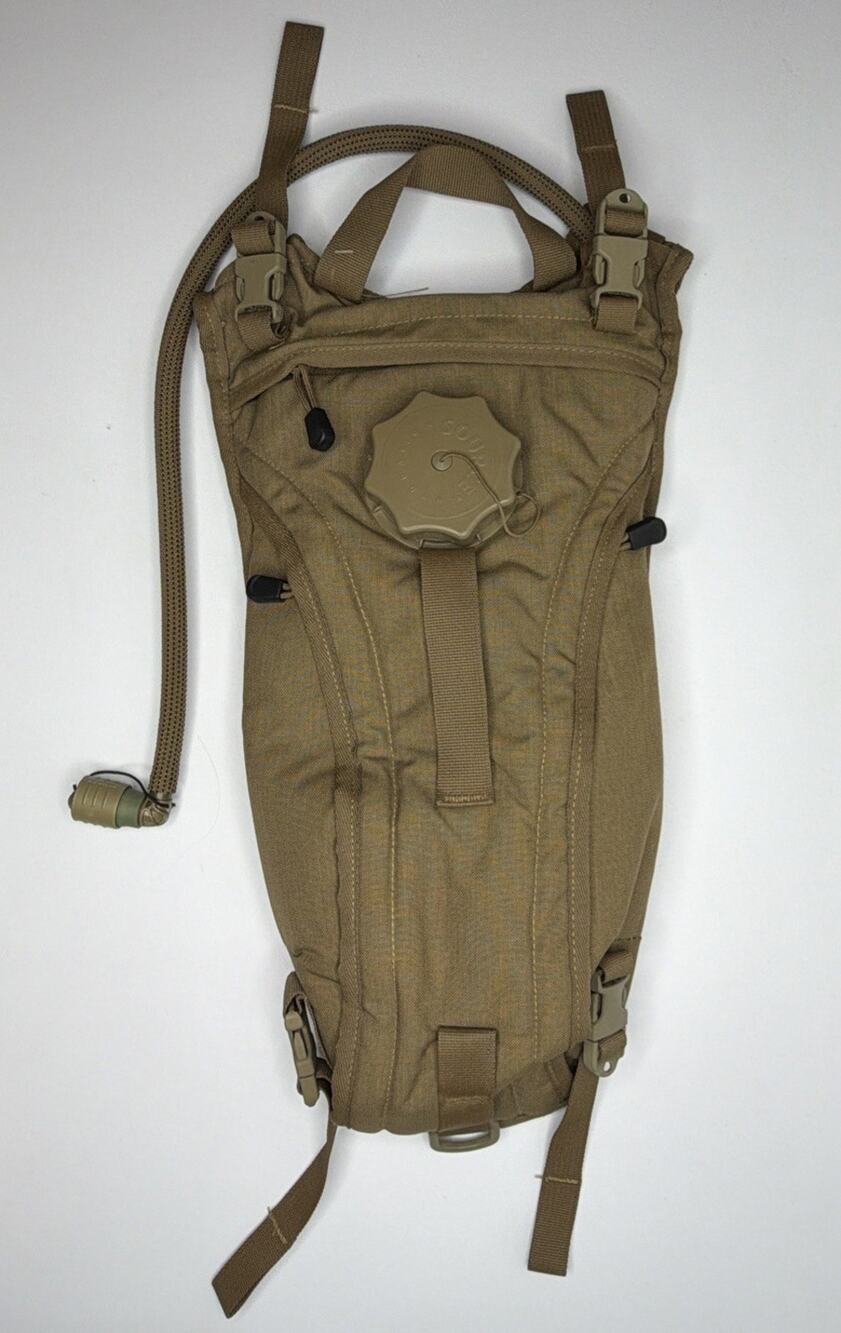 NWOT USMC Military Hydration Pack Camelback With Bladder Coyote Backpack Water